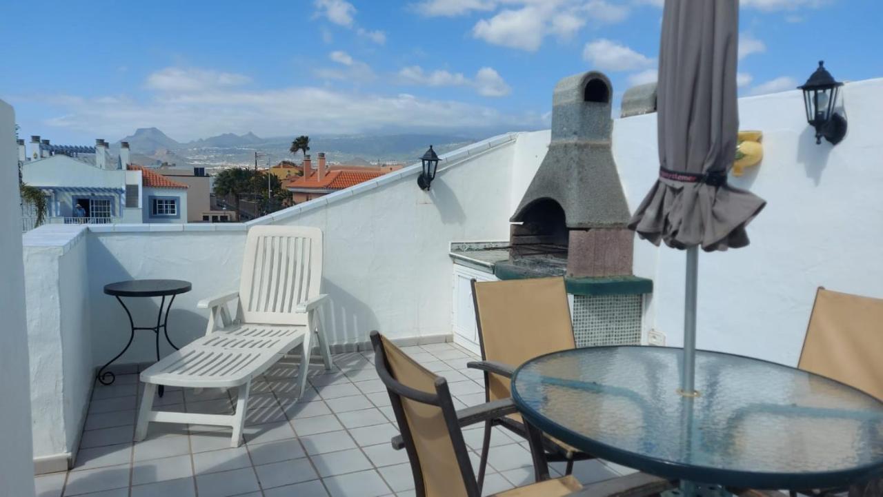 Private Apartment With Roof Terrace Arona  Eksteriør billede